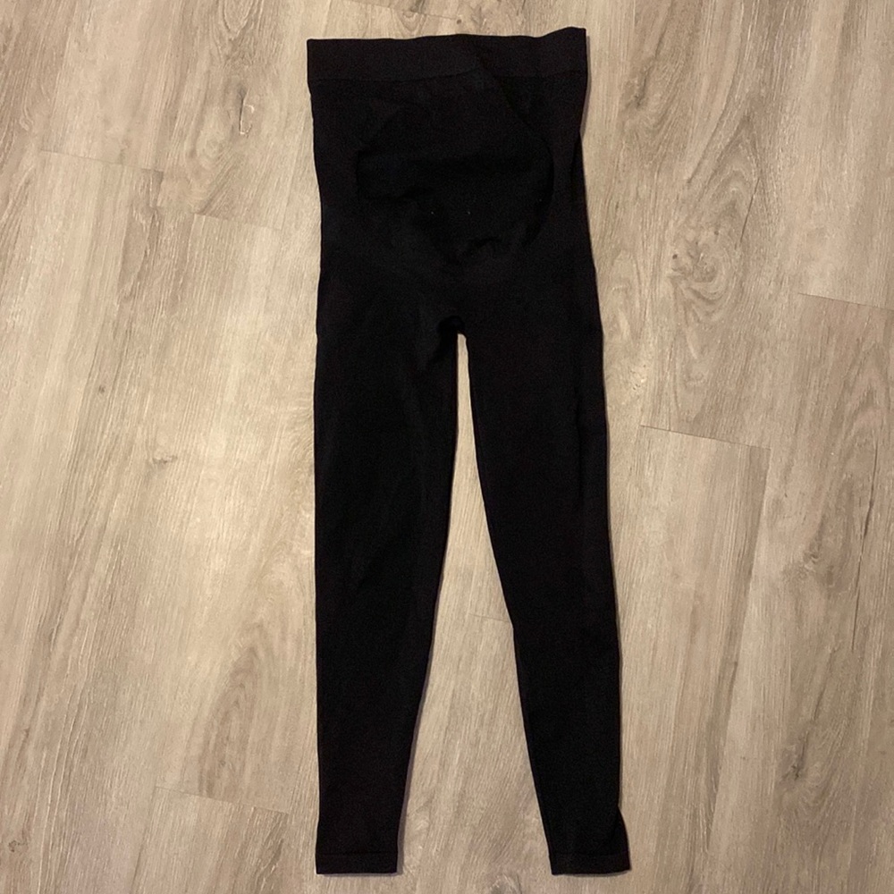 Blanqi maternity leggings. Small. Black.